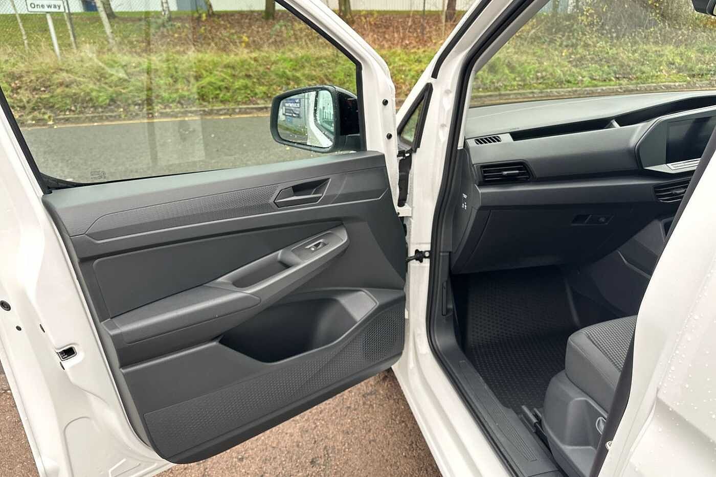 Used Volkswagen Caddy Maxi 2025 for sale - 76800527: Photo 14