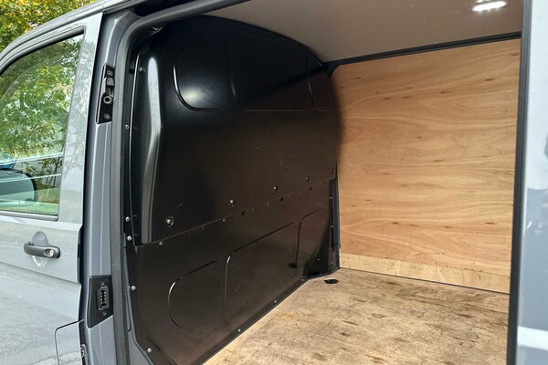 Used Volkswagen Transporter 2024 for sale - 76123941: Photo 10