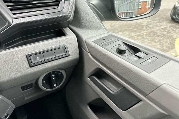 Used Volkswagen Transporter 2024 for sale - 76123941: Photo 14