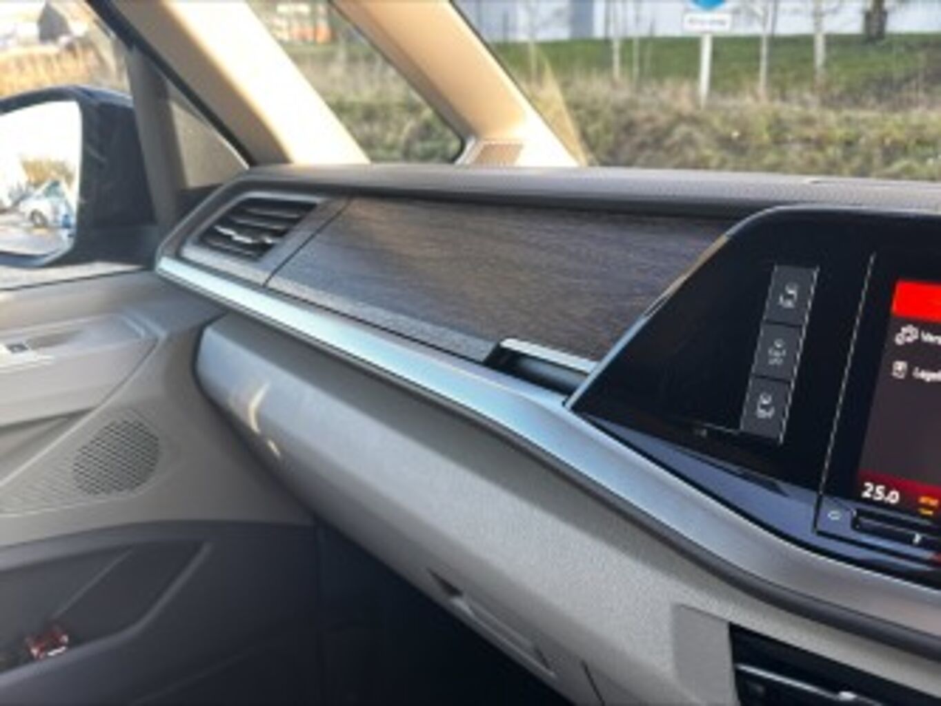 Used Volkswagen Multivan 2026 for sale - 77332552: Photo 19