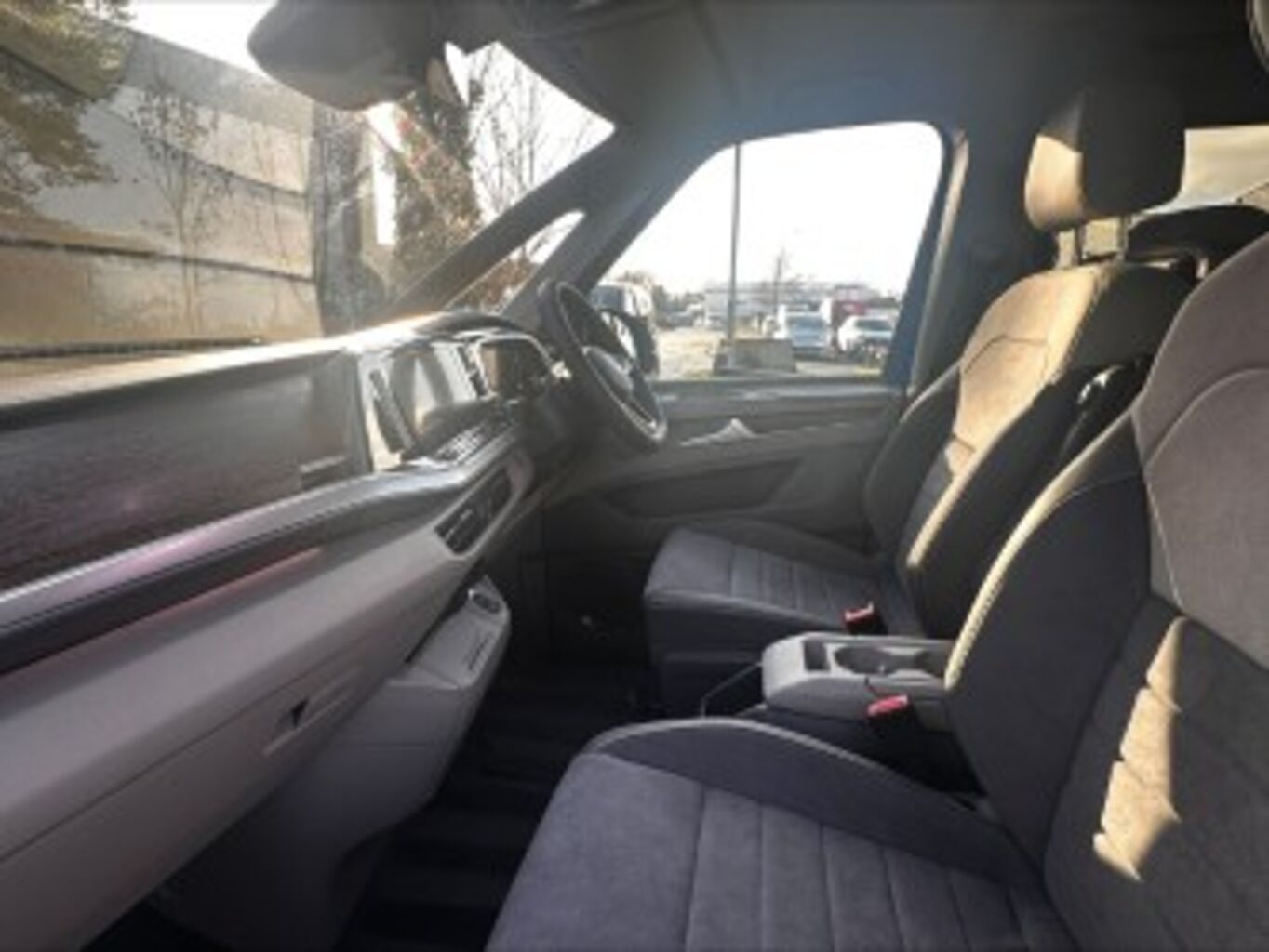 Used Volkswagen Multivan 2026 for sale - 77332552: Photo 2