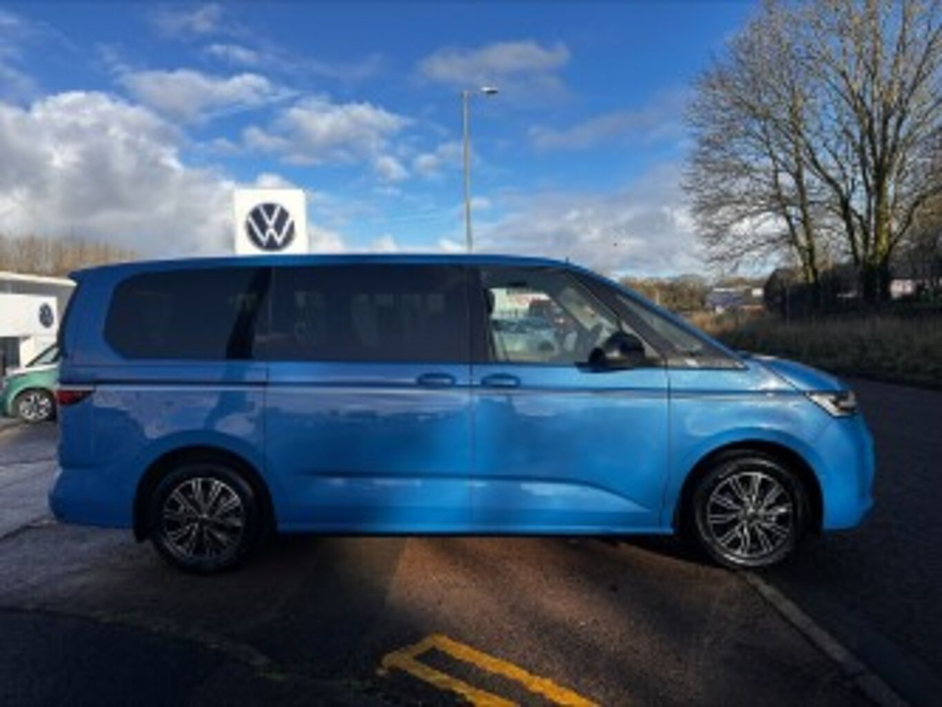 Used Volkswagen Multivan 2026 for sale - 77332552: Photo 4