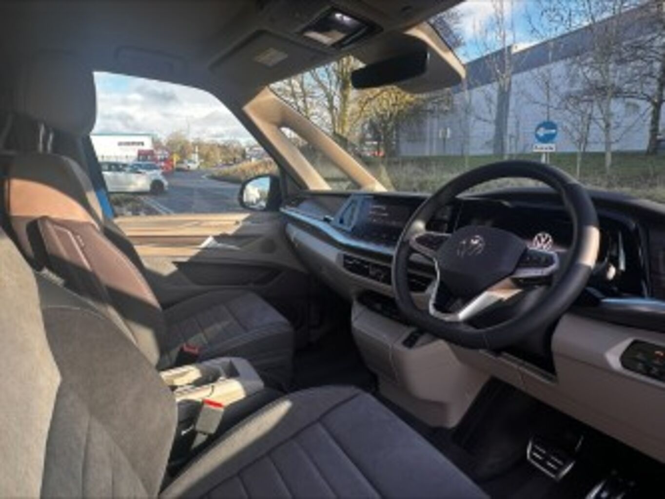 Used Volkswagen Multivan 2026 for sale - 77332552: Photo 6