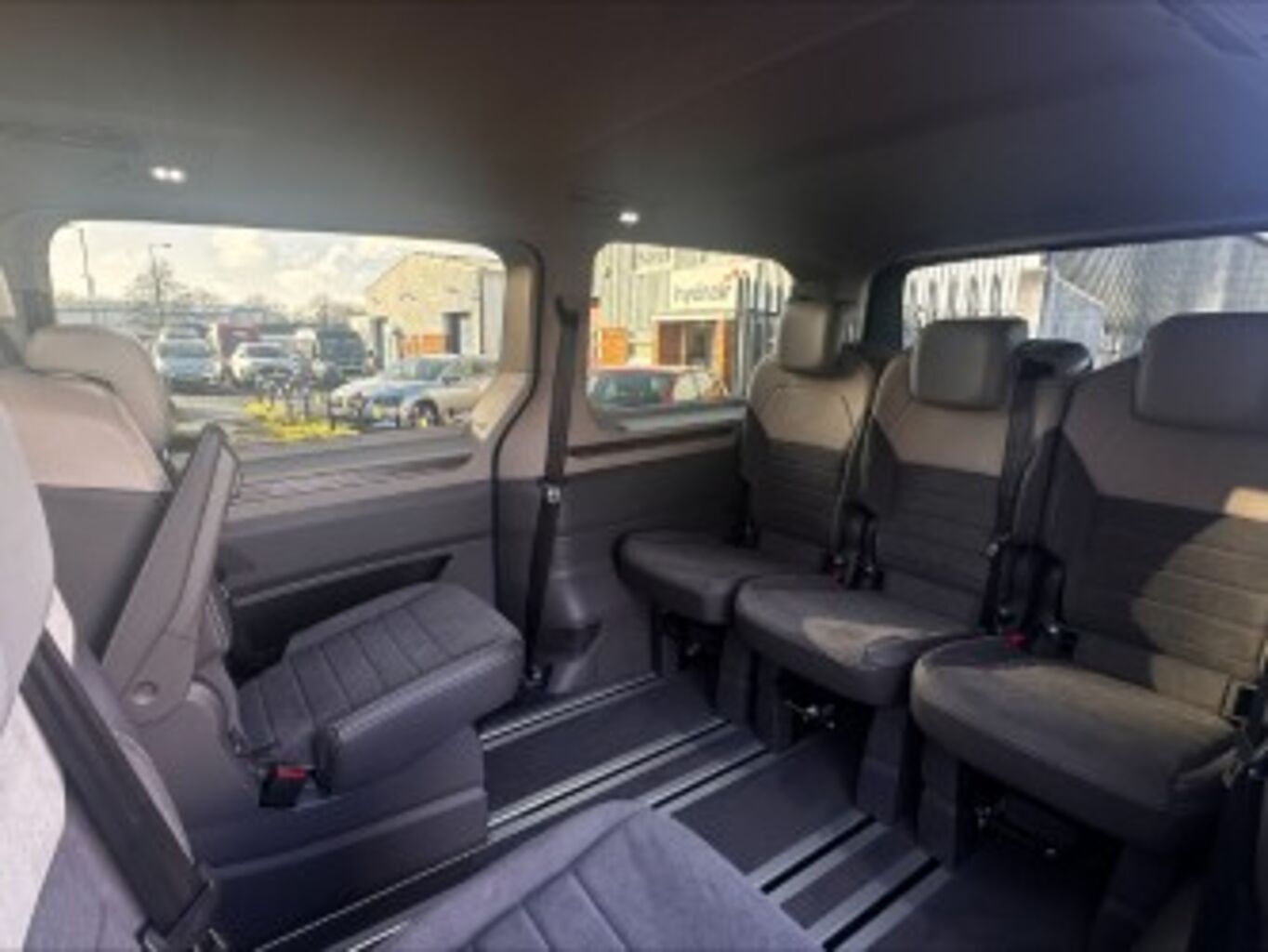 Used Volkswagen Multivan 2026 for sale - 77332552: Photo 8