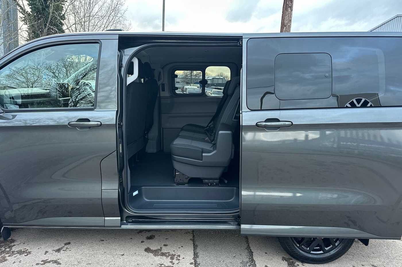 Used Volkswagen Transporter 2025 for sale - 77124820: Photo 13