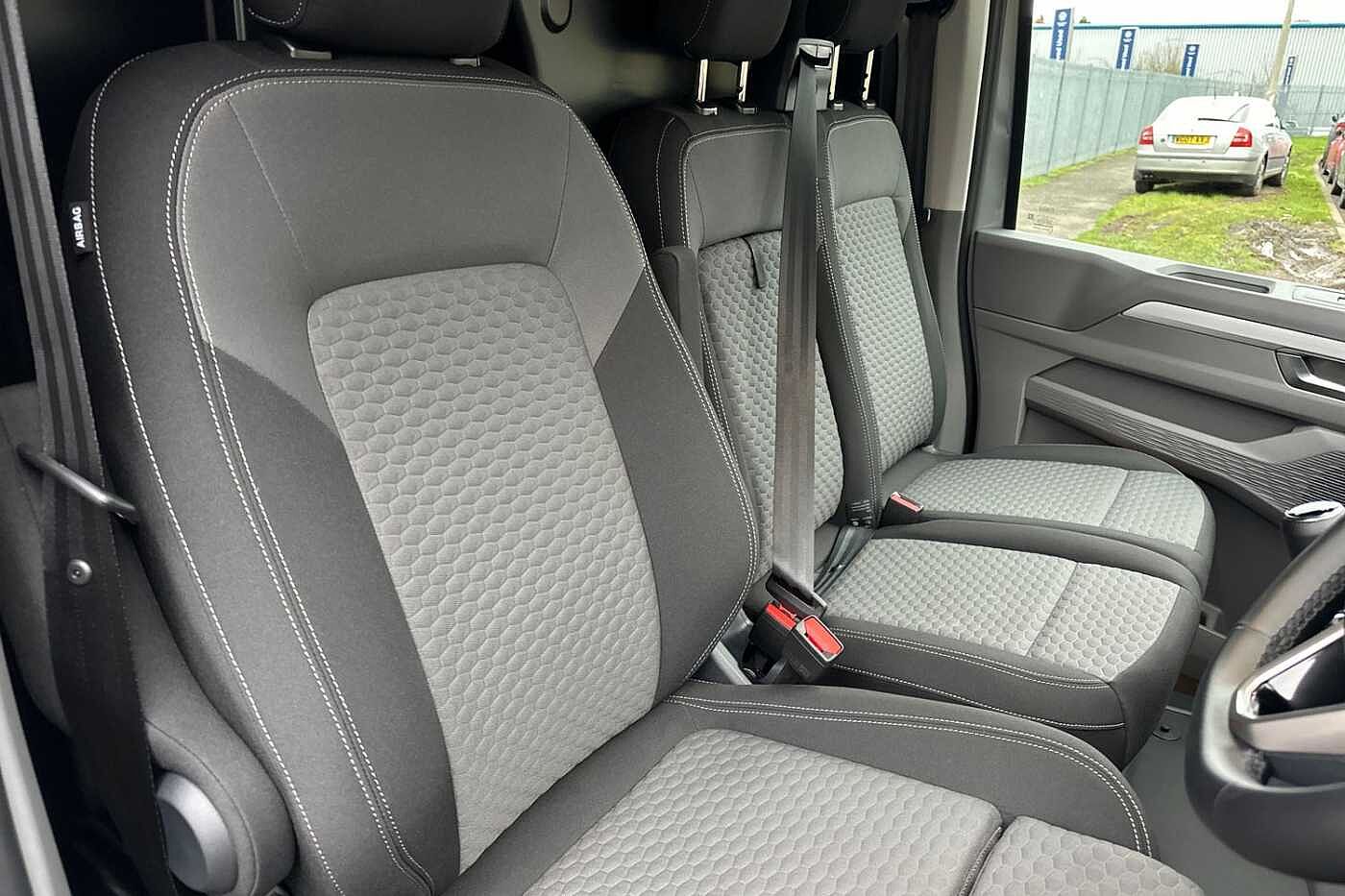 Used Volkswagen Transporter 2025 for sale - 76800532: Photo 17