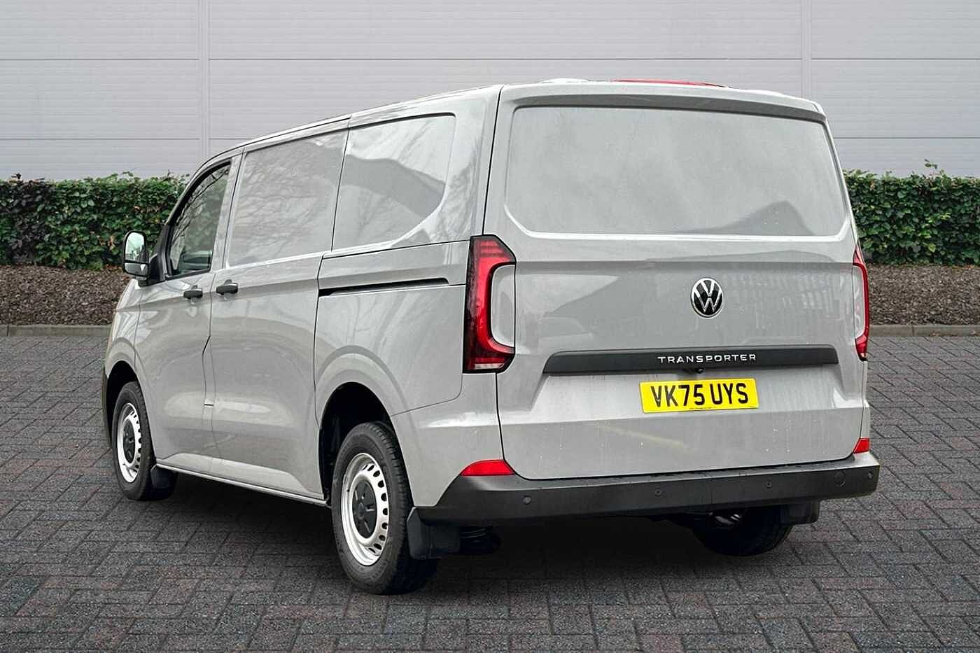 Used Volkswagen Transporter 2025 for sale - 76800532: Photo 3