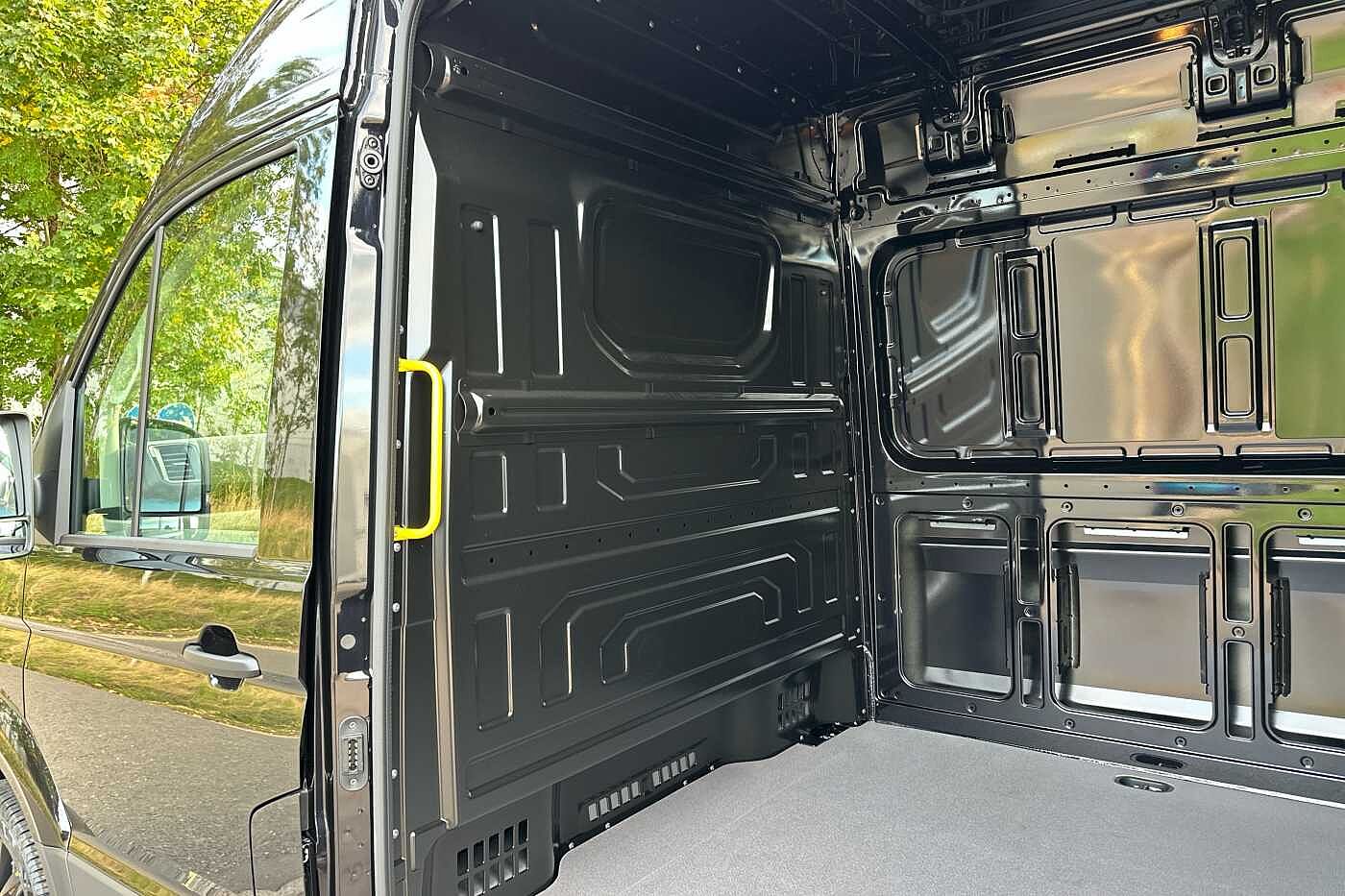 Used Volkswagen Crafter 2025 for sale - 76176074: Photo 9