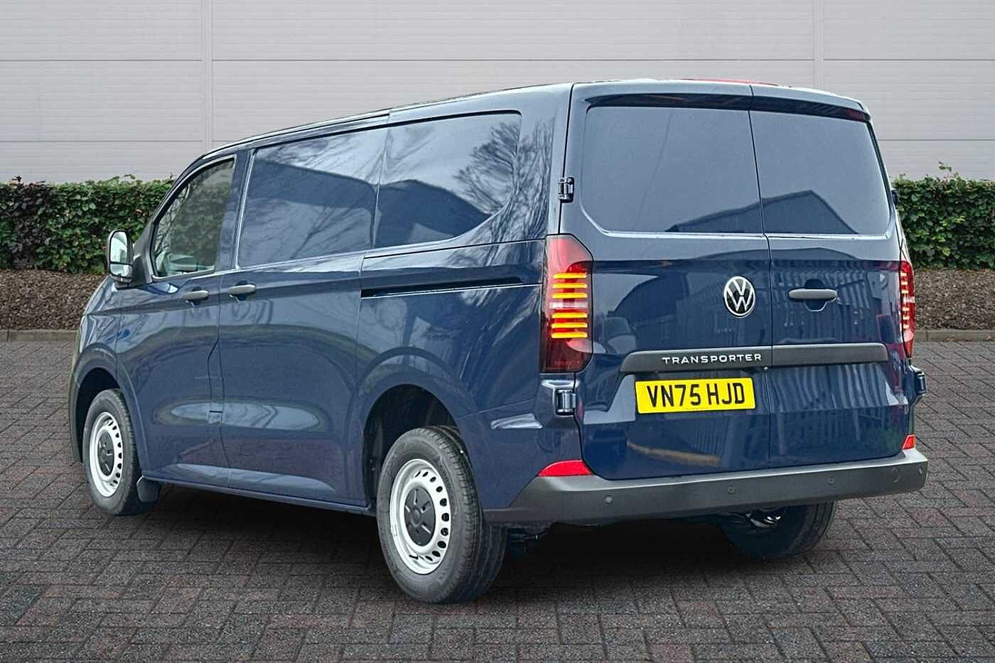 Used Volkswagen Transporter 2025 for sale - 76800495: Photo 3