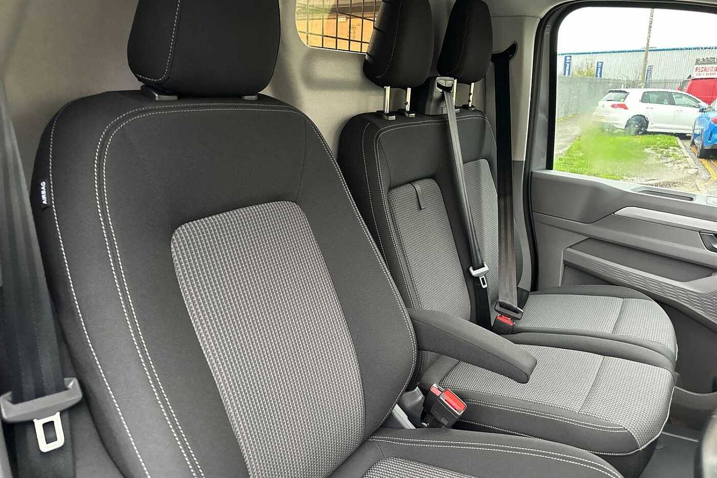 Used Volkswagen Transporter 2025 for sale - 76551827: Photo 18