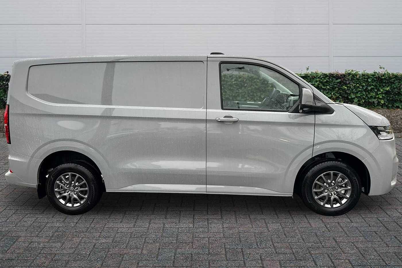 Used Volkswagen Transporter 2025 for sale - 76551827: Photo 4