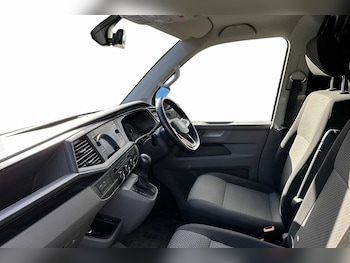 Used Volkswagen Transporter 2022 for sale - 76410239: Photo