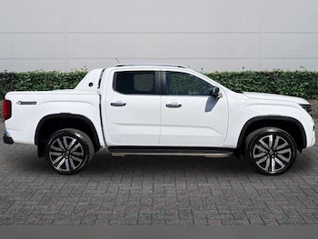 Used Volkswagen Amarok 2025 for sale - 78102485: Photo