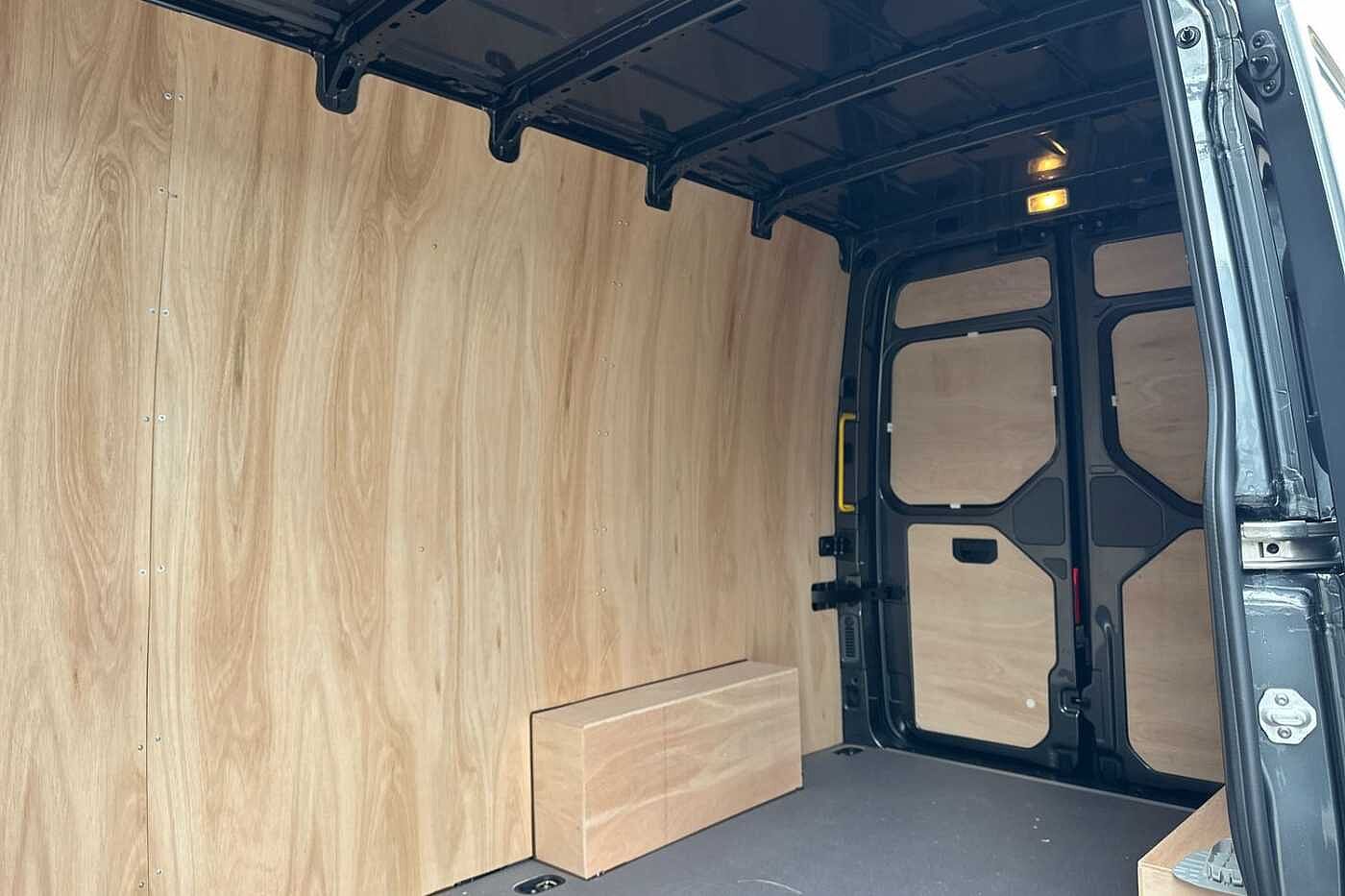 Used Volkswagen Crafter 2025 for sale - 76625062: Photo 14