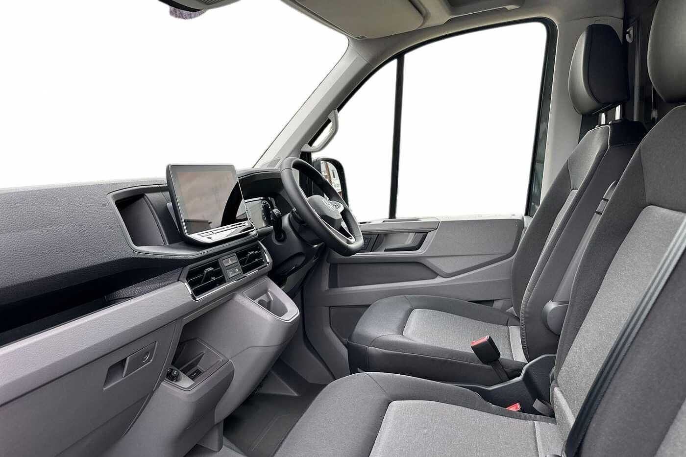 Used Volkswagen Crafter 2025 for sale - 76625062: Photo 2