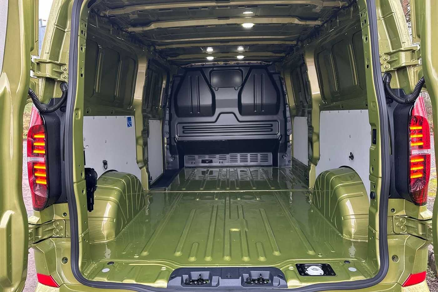 Used Volkswagen Transporter 2025 for sale - 77124478: Photo 11