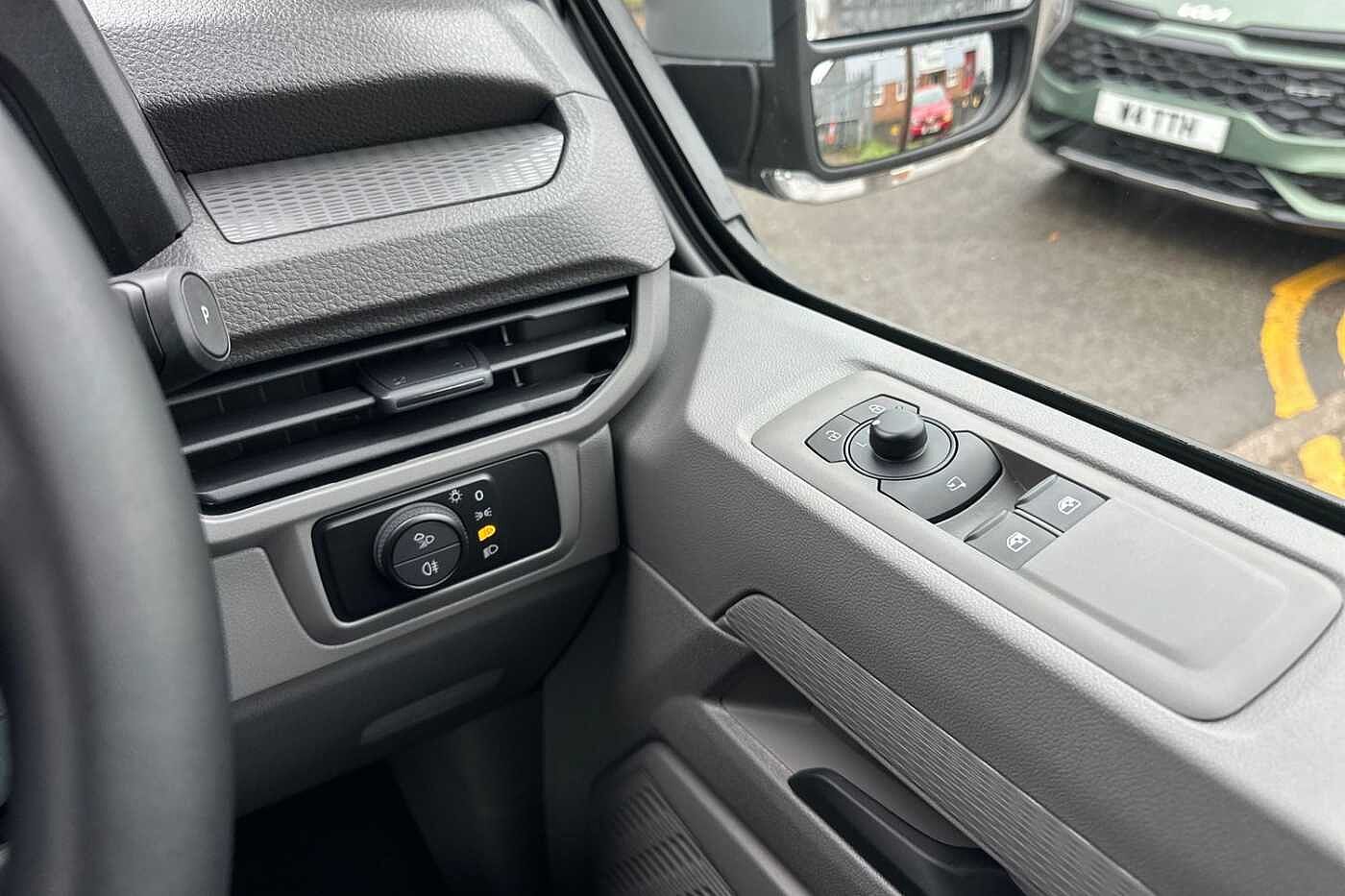 Used Volkswagen Transporter 2025 for sale - 77470426: Photo 17