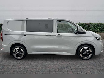 Used Volkswagen Transporter 2025 for sale - 77470426: Photo