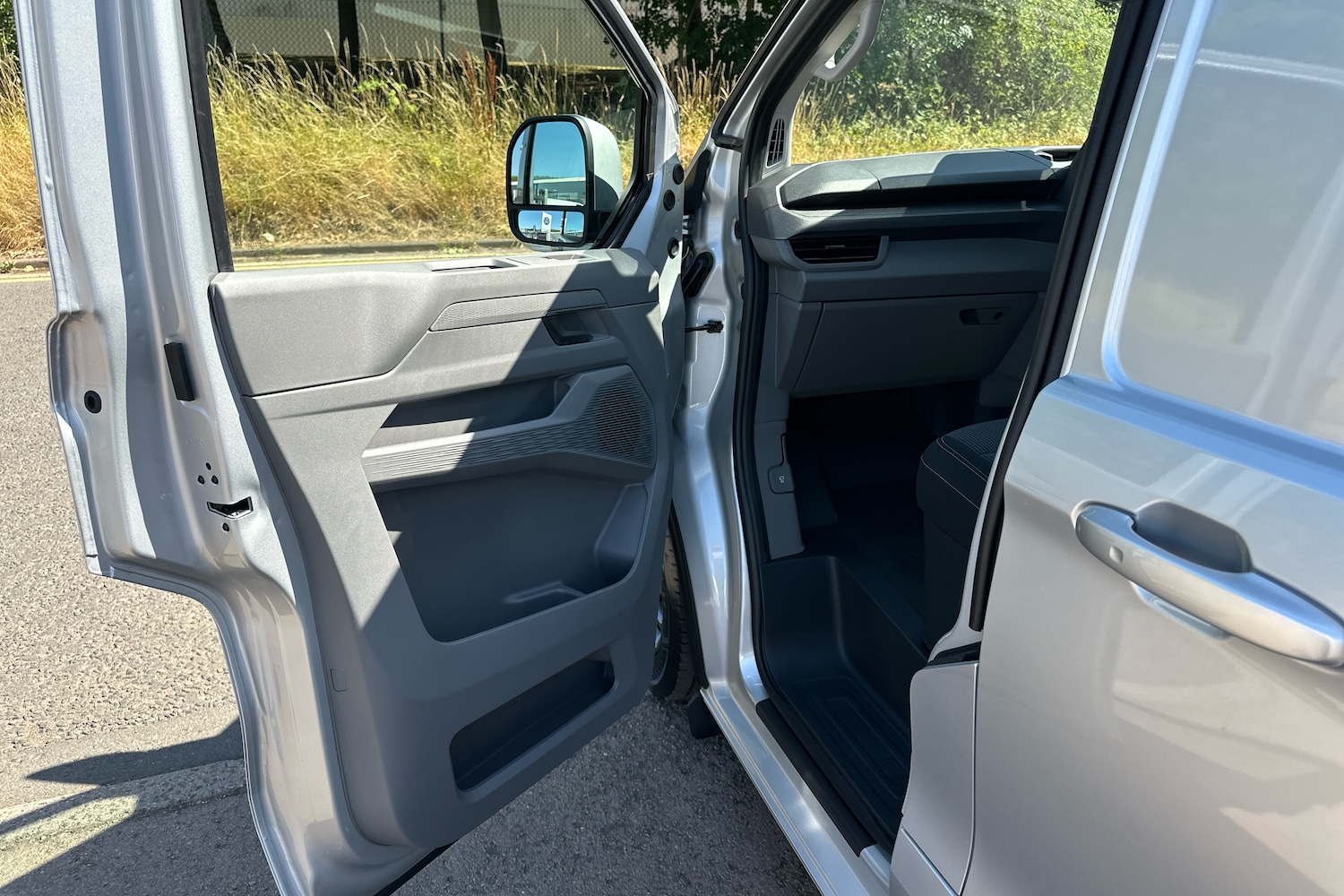 Used Volkswagen Transporter 2025 for sale - 76033138: Photo 31