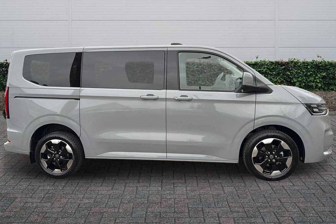 Used Volkswagen Transporter Shuttle 2026 for sale - 77575970: Photo 4