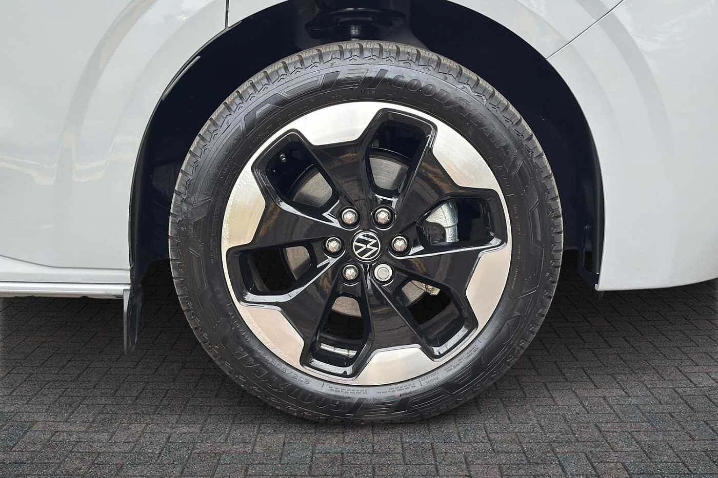 Used Volkswagen Transporter Shuttle 2026 for sale - 77575970: Photo 5