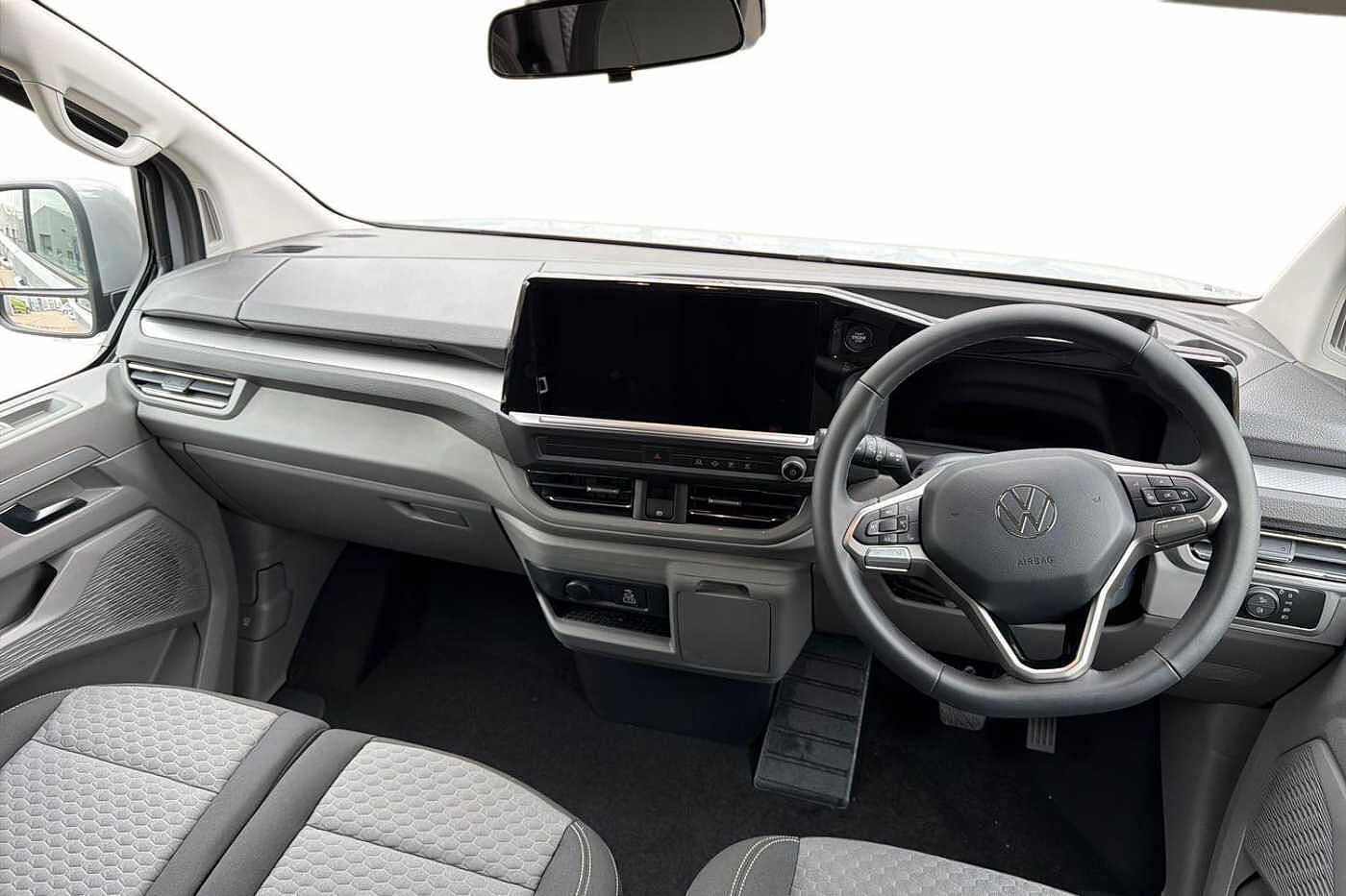 Used Volkswagen Transporter Shuttle 2026 for sale - 77575970: Photo 9