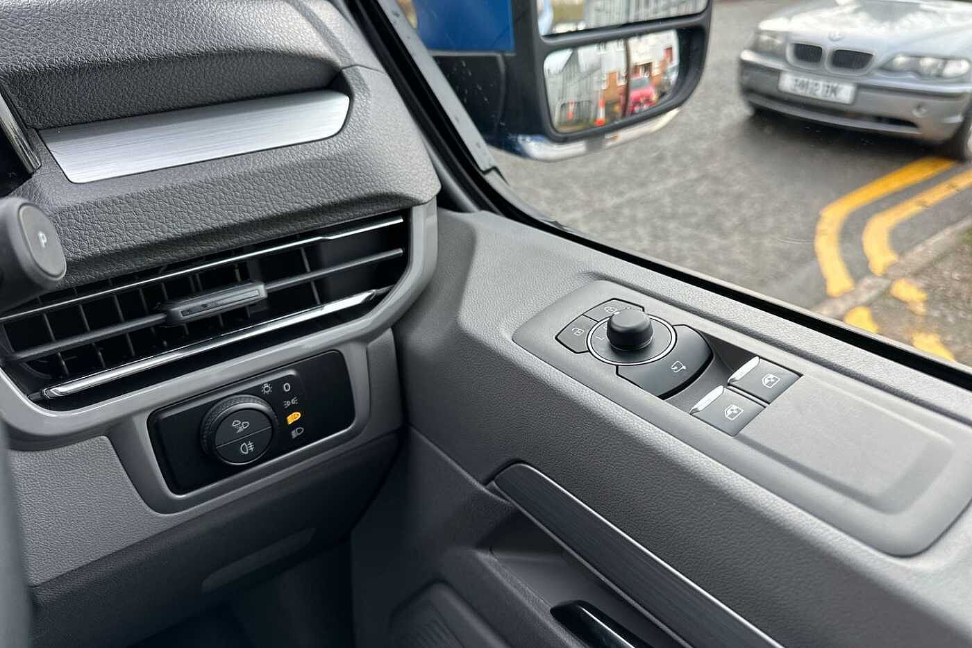 Used Volkswagen Transporter 2025 for sale - 77124689: Photo 17