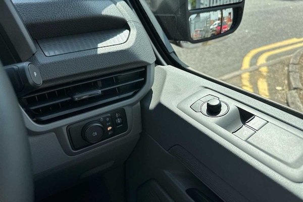 Used Volkswagen Transporter 2025 for sale - 75479234: Photo 18