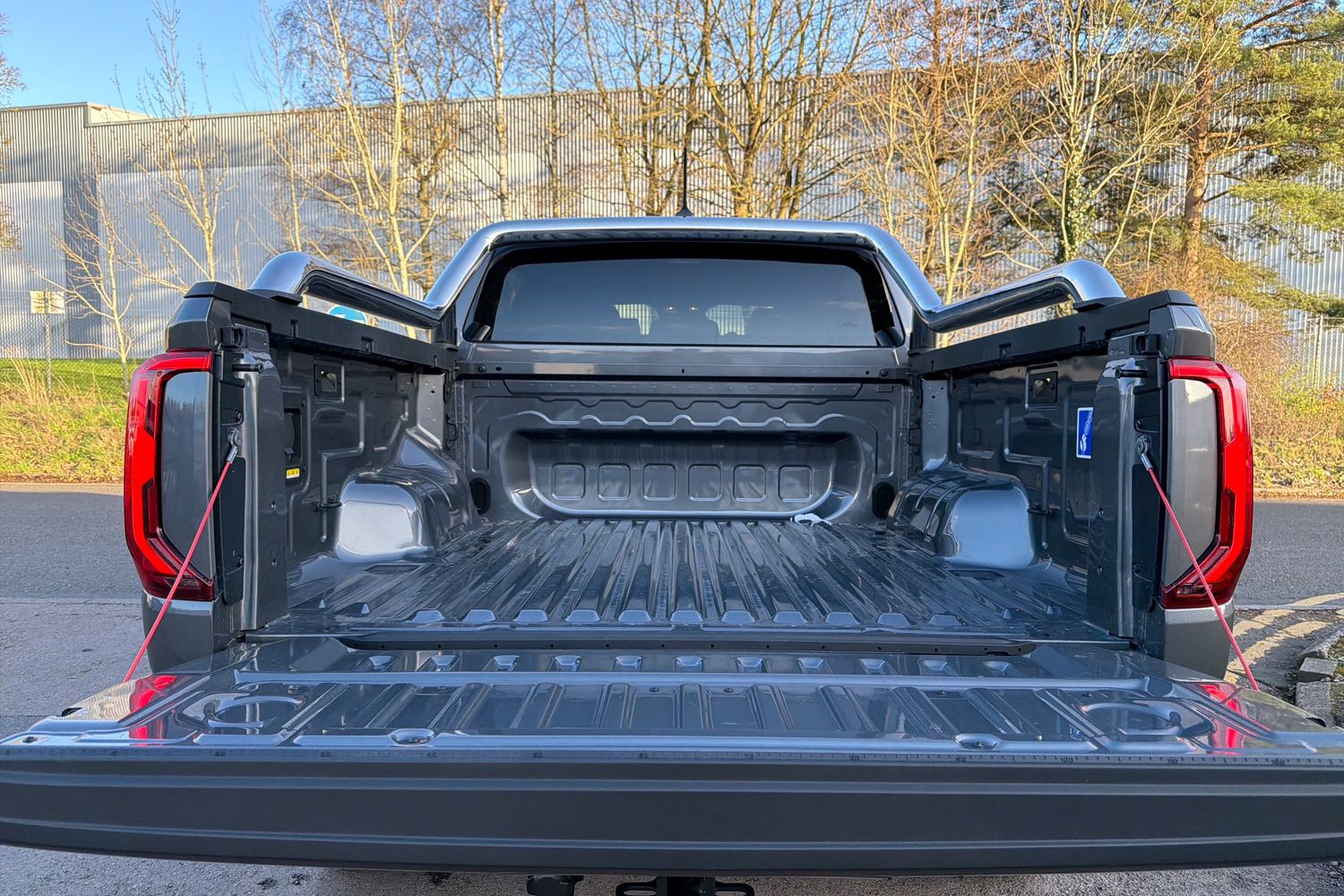 Used Volkswagen Amarok 2025 for sale - 77884840: Photo 10