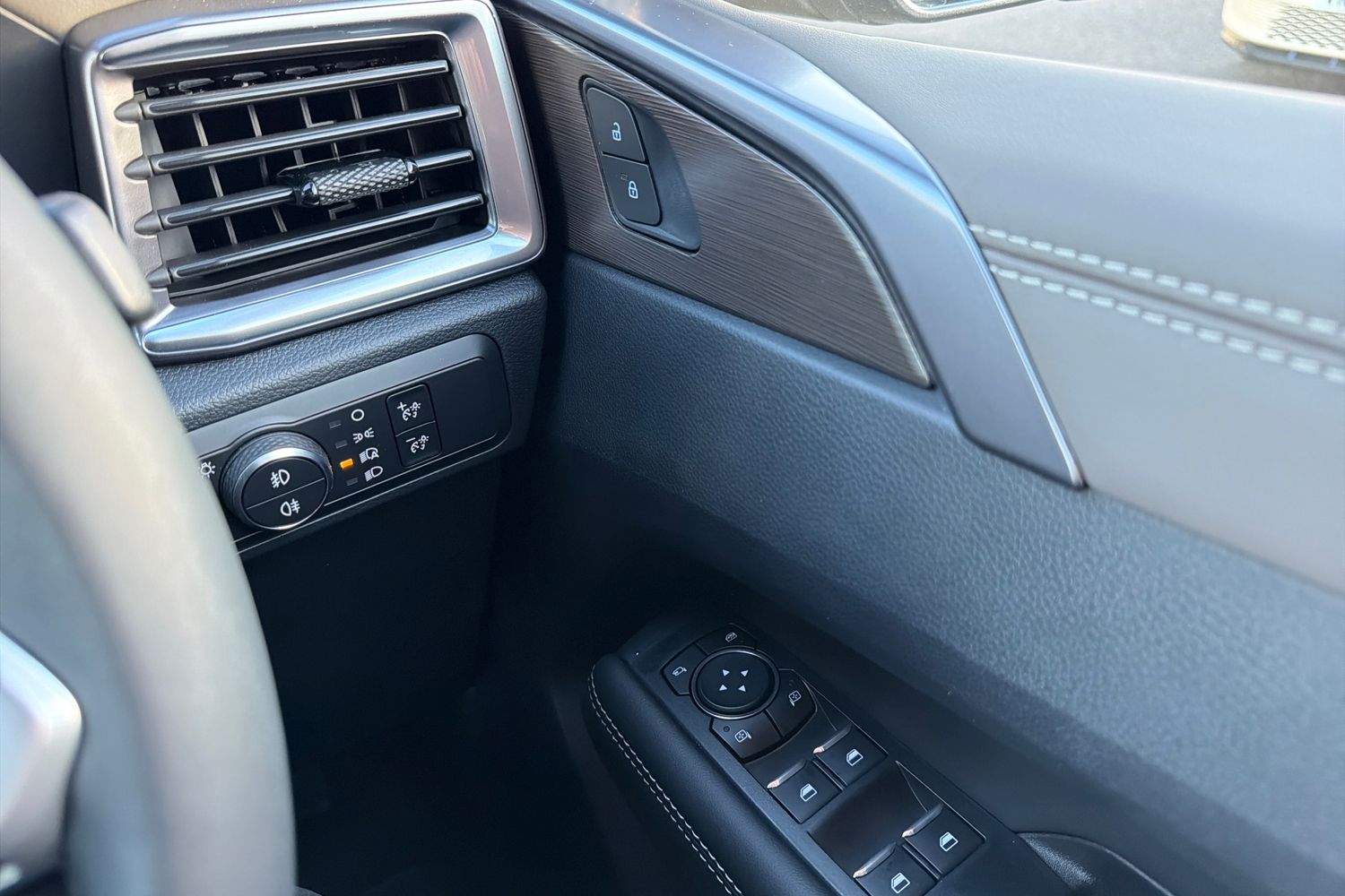 Used Volkswagen Amarok 2025 for sale - 77884840: Photo 18