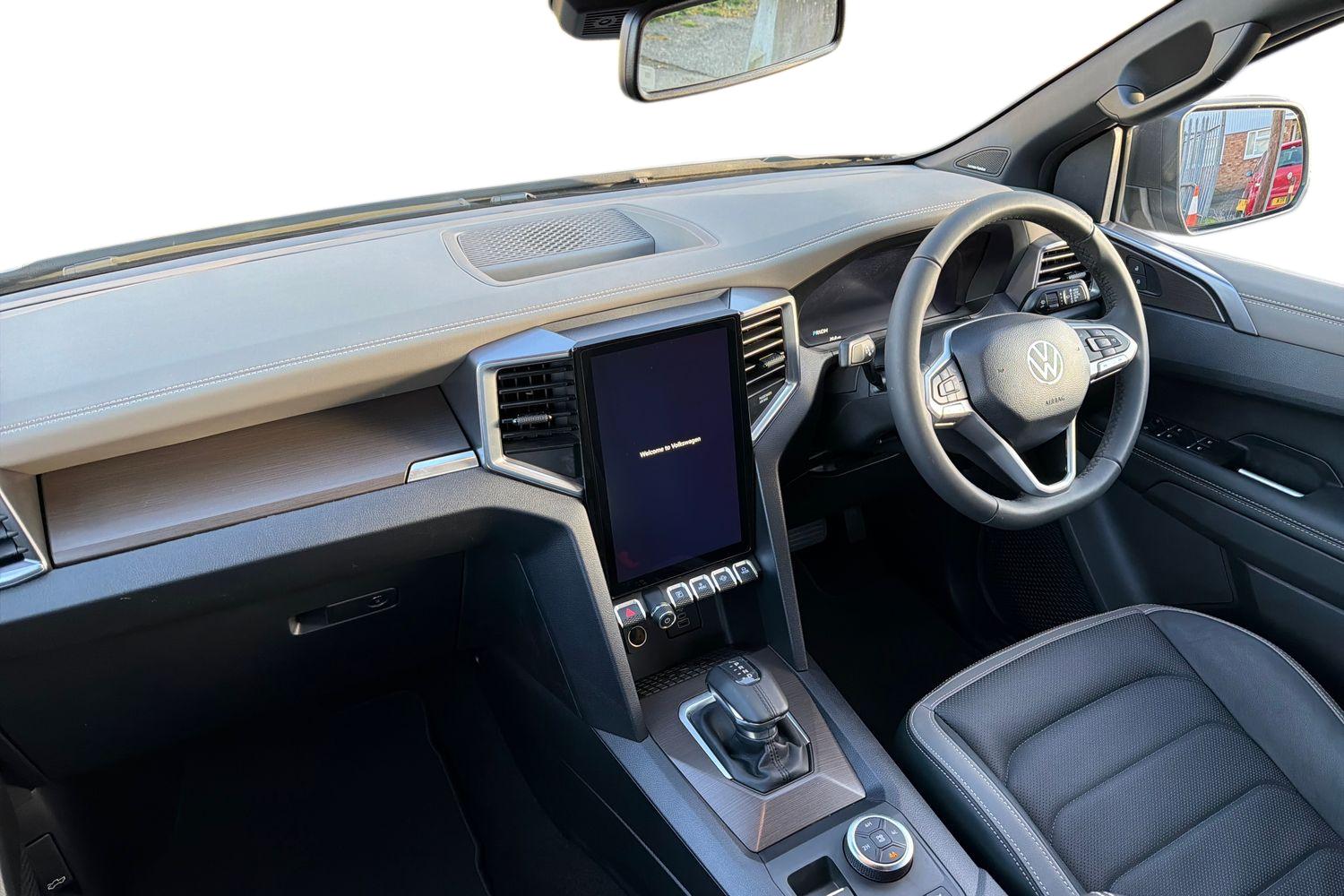 Used Volkswagen Amarok 2025 for sale - 77884840: Photo 8