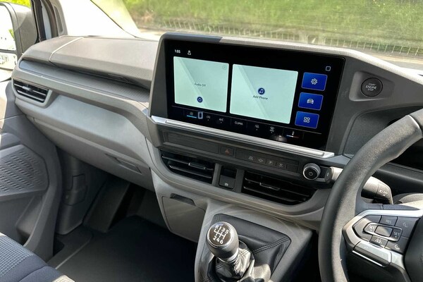 Used Volkswagen Transporter 2025 for sale - 74586786: Photo 17