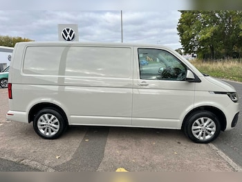 Used Volkswagen Transporter 2022 for sale - 76216696: Photo 4