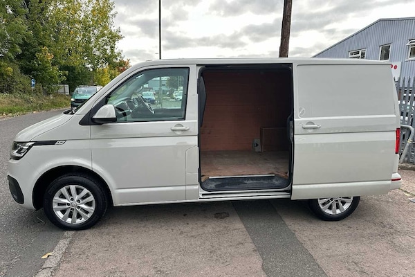Used Volkswagen Transporter 2022 for sale - 76216696: Photo 8