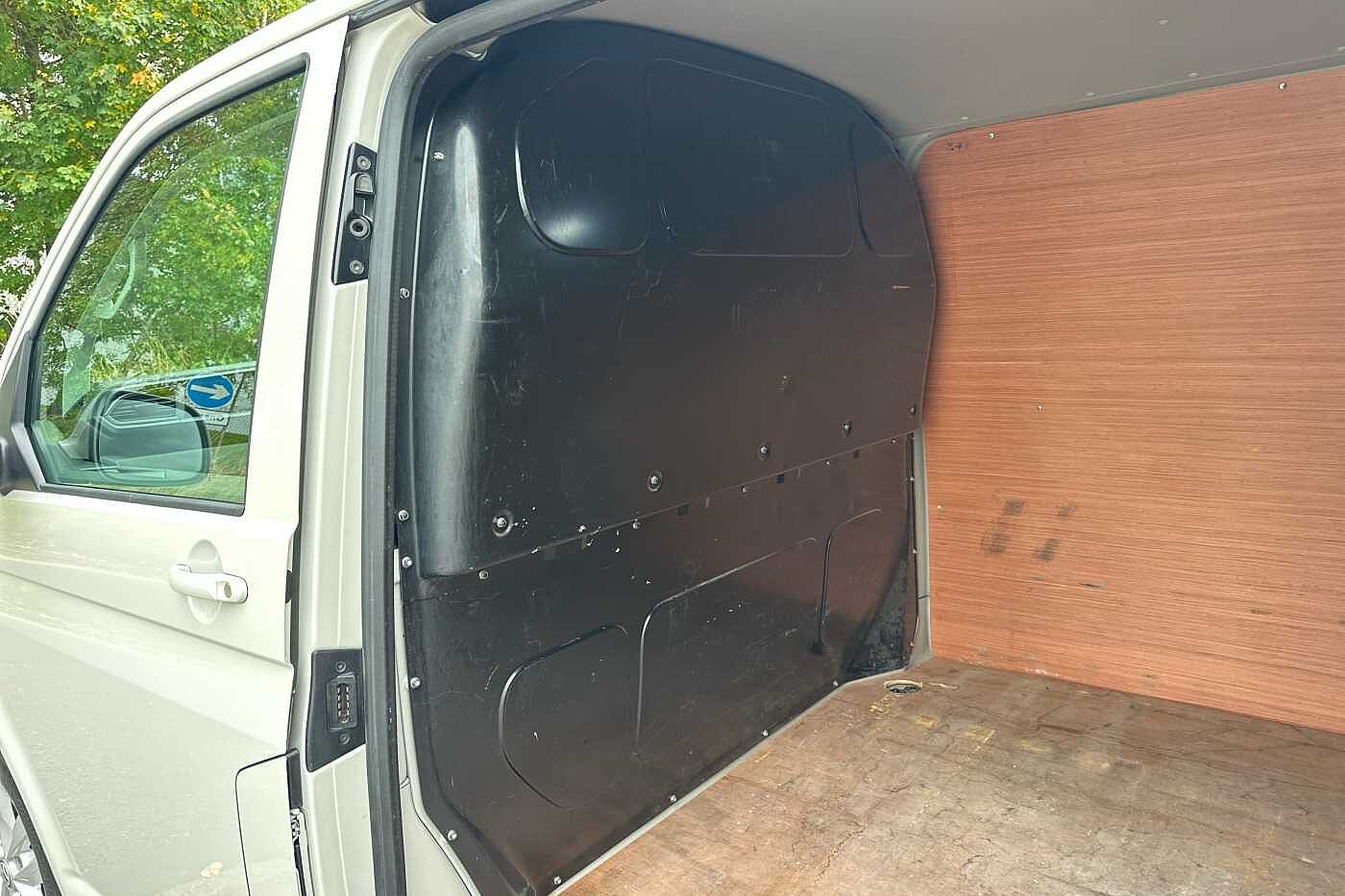 Used Volkswagen Transporter 2022 for sale - 76730609: Photo 10