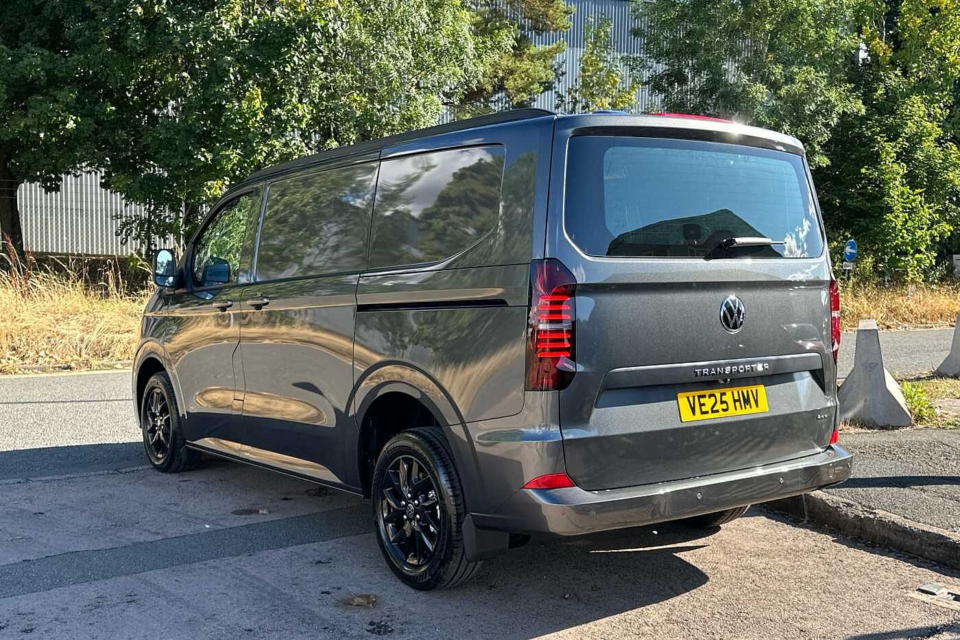 Used Volkswagen Transporter 2025 for sale - 76400290: Photo 3