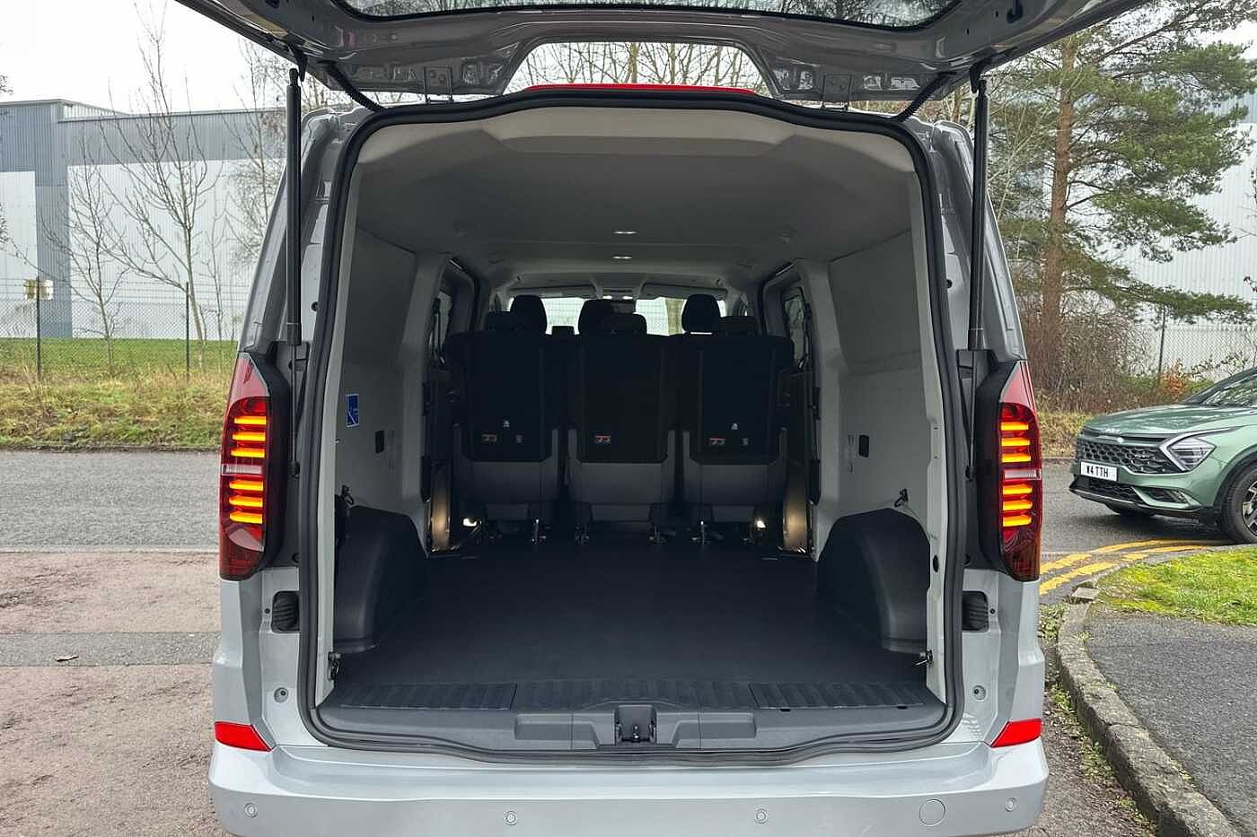 Used Volkswagen Transporter 2025 for sale - 77145321: Photo 11