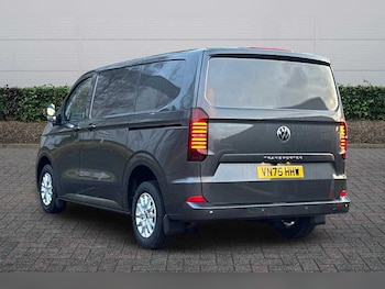Used Volkswagen Transporter 2025 for sale - 76800511: Photo