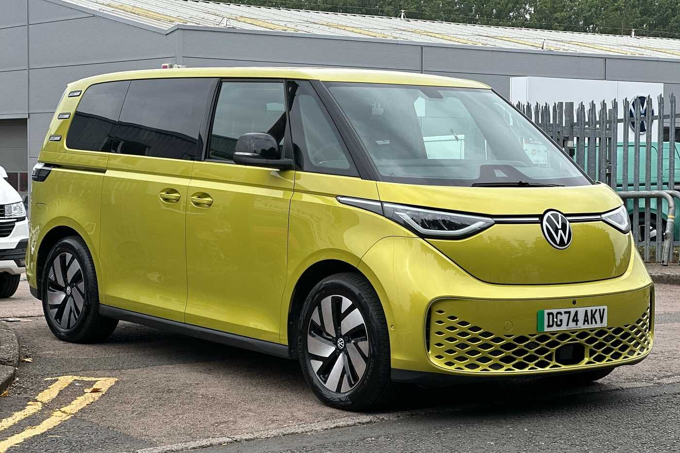 Used Volkswagen ID-Buzz 2024 for sale - 76003206: Photo 1