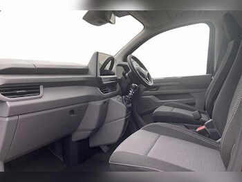 Used Volkswagen Transporter 2025 for sale - 77124800: Photo