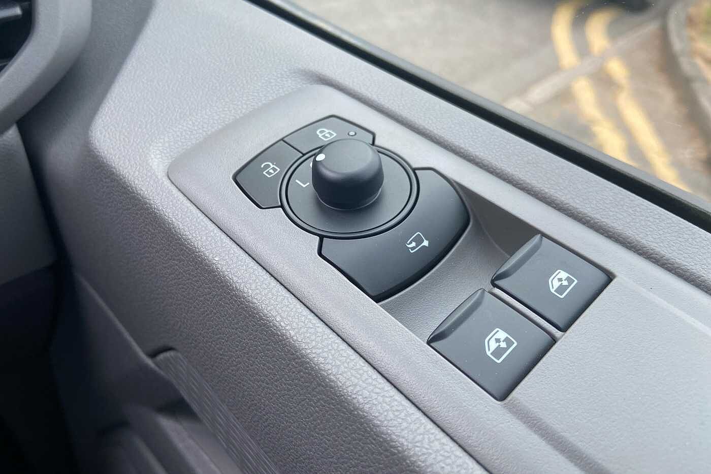 Used Volkswagen Transporter 2025 for sale - 77794892: Photo 18