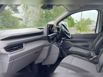 Used Volkswagen Transporter 2025 for sale - 77794892: Photo