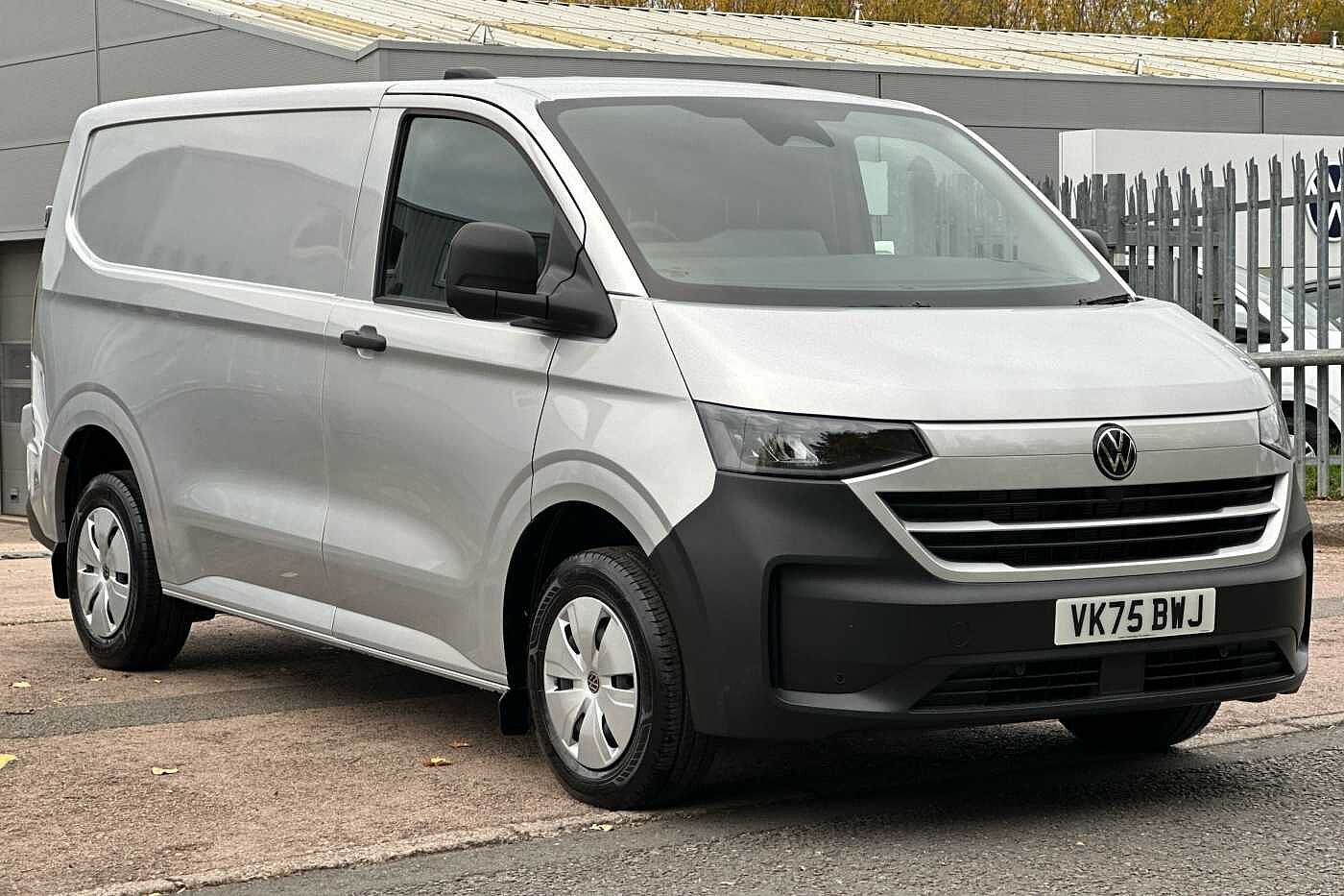 Used Volkswagen Transporter 2025 for sale - 76176051: Photo 1