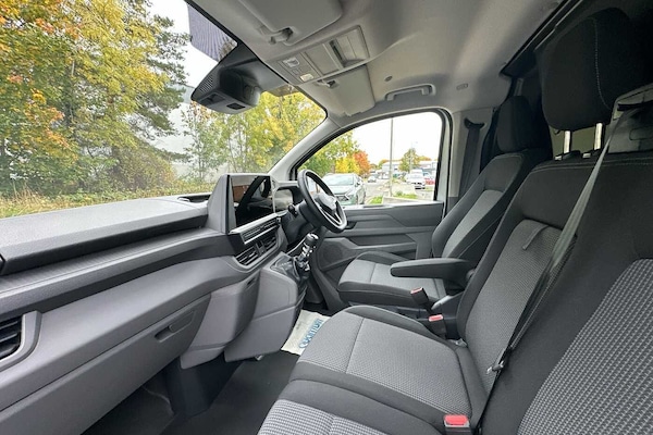 Used Volkswagen Transporter 2025 for sale - 76176051: Photo 2