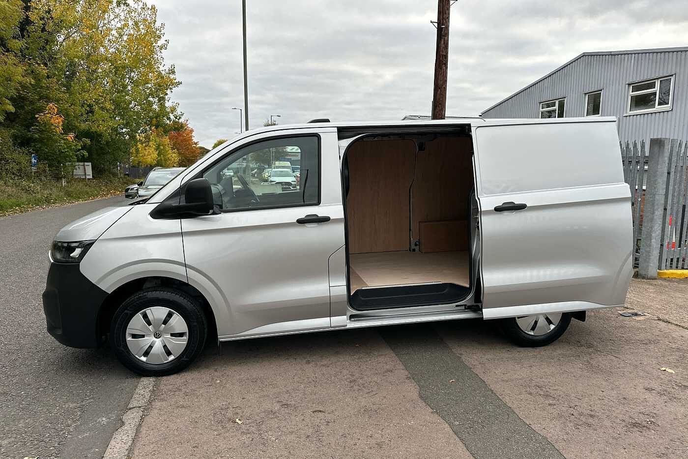 Used Volkswagen Transporter 2025 for sale - 76176051: Photo 8