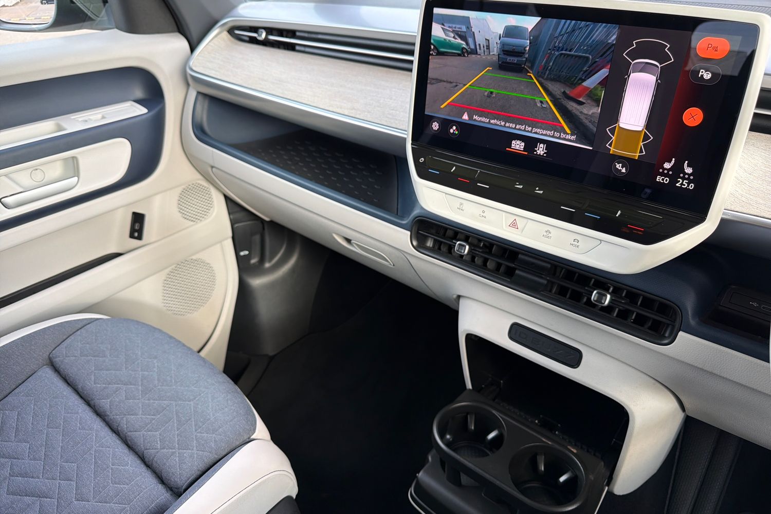 Used Volkswagen ID.Buzz 2023 for sale - 78102525: Photo 19