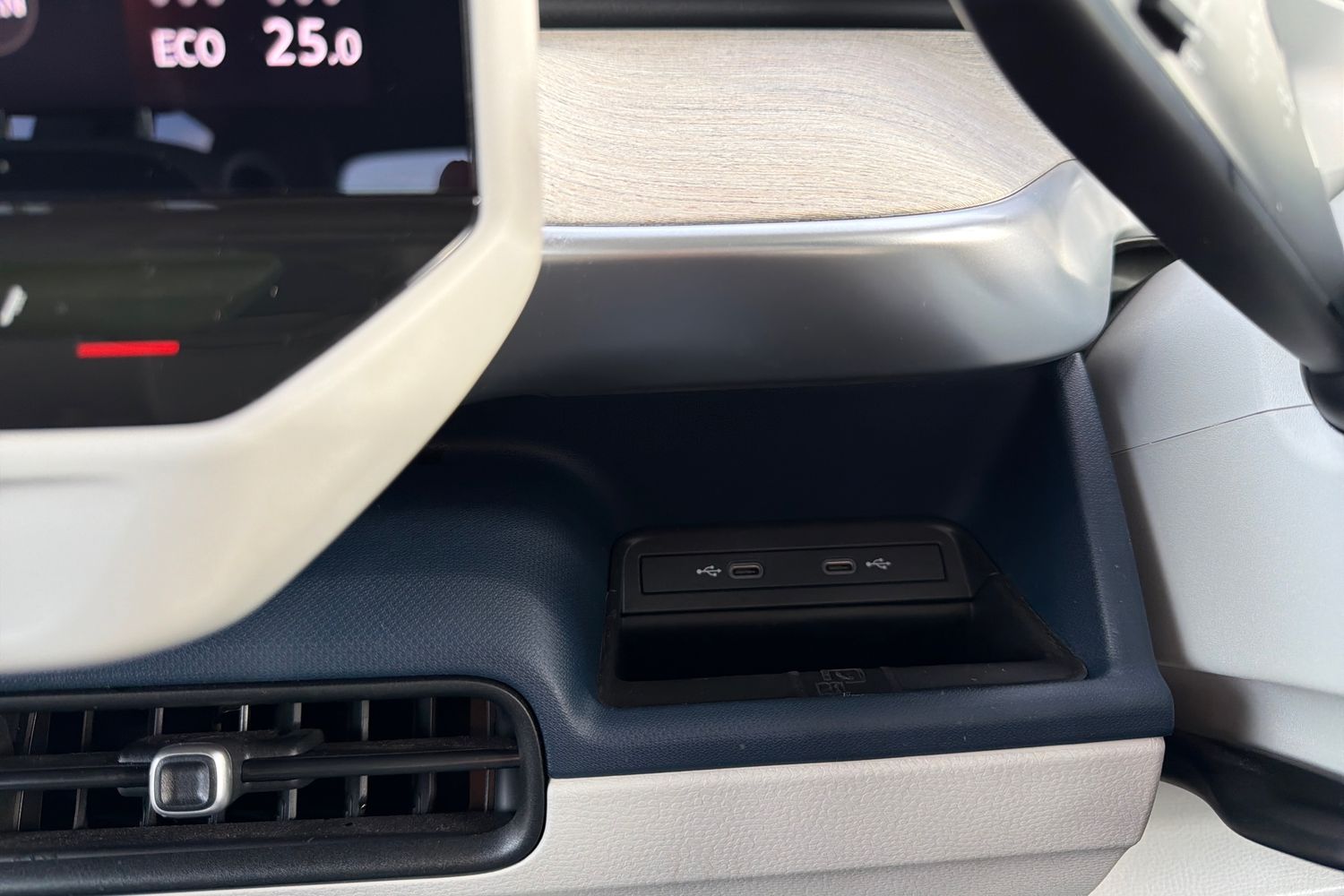 Used Volkswagen ID.Buzz 2023 for sale - 78102525: Photo 20