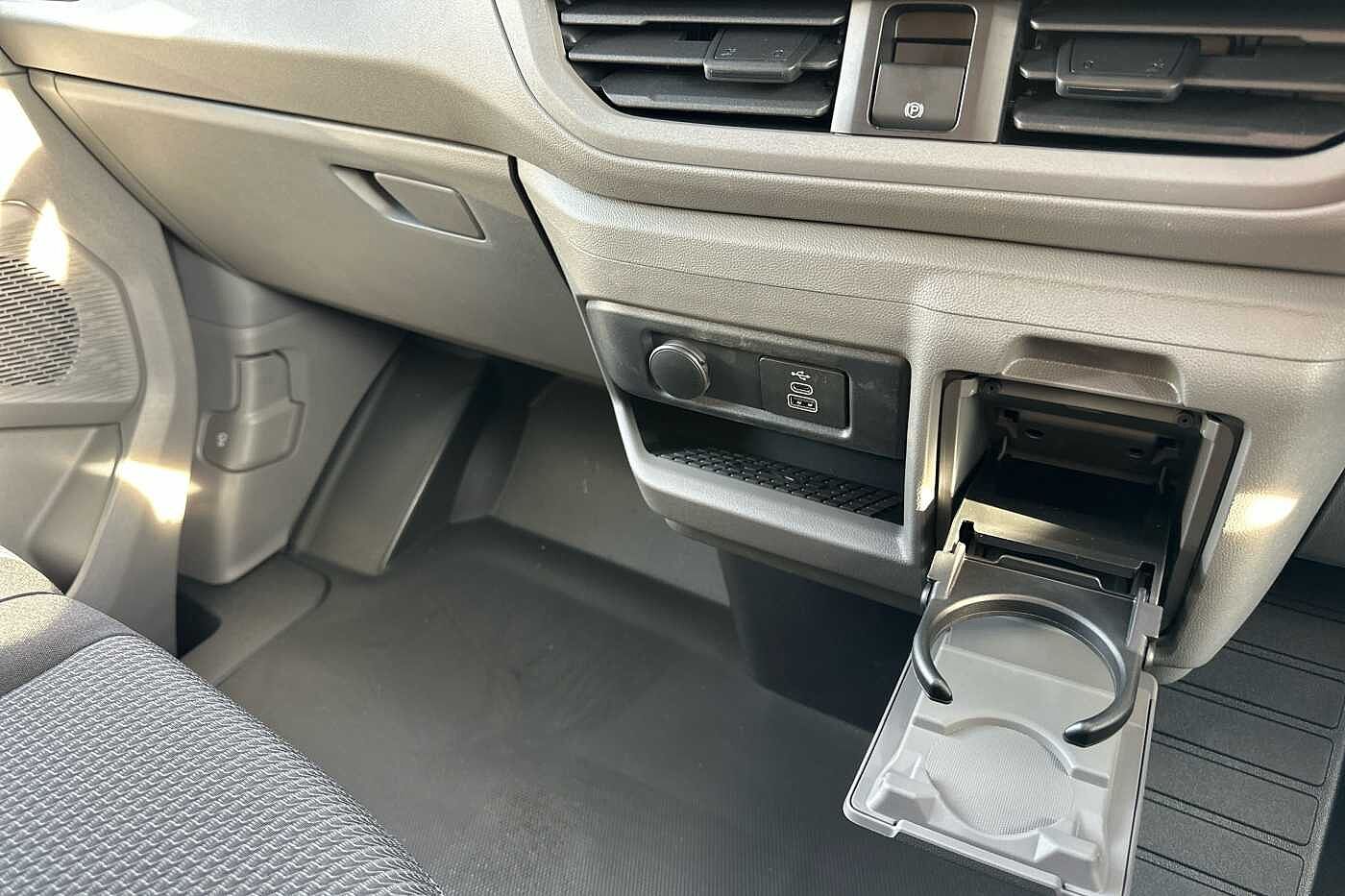 Used Volkswagen Transporter 2025 for sale - 76176063: Photo 16