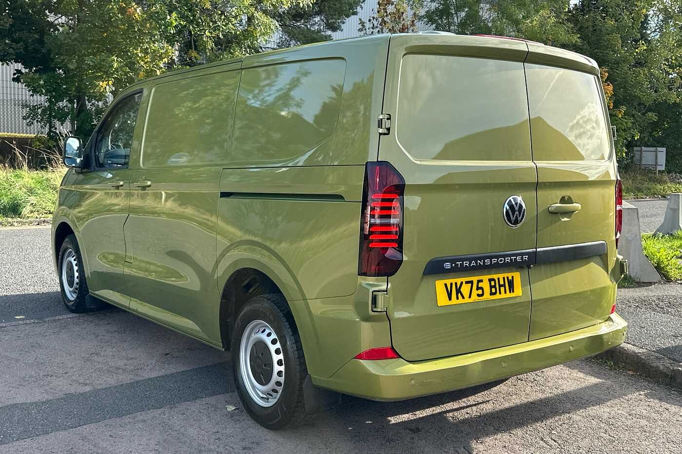 Used Volkswagen Transporter 2025 for sale - 76176063: Photo 3