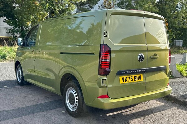 Used Volkswagen Transporter 2025 for sale - 76176063: Photo 3
